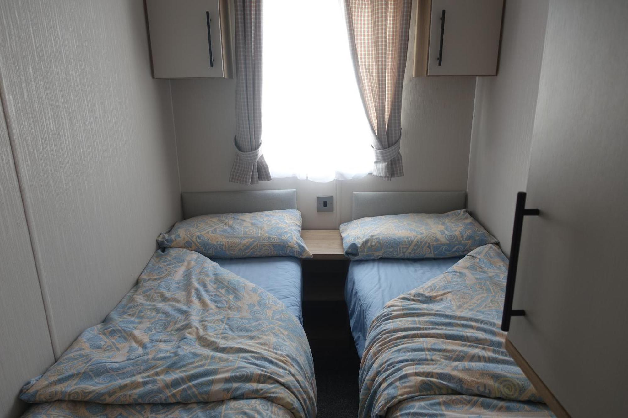 Red Lion Holiday Park Арброт Экстерьер фото