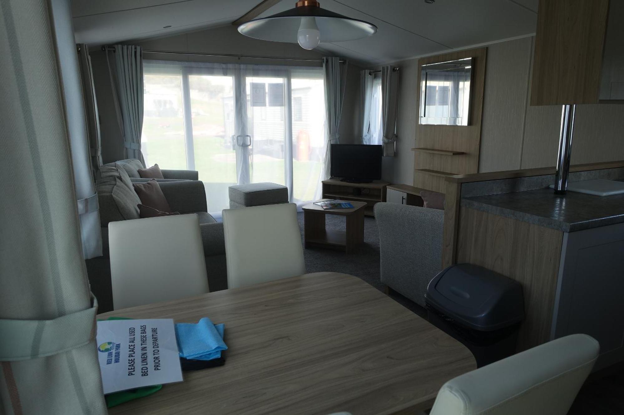 Red Lion Holiday Park Арброт Экстерьер фото